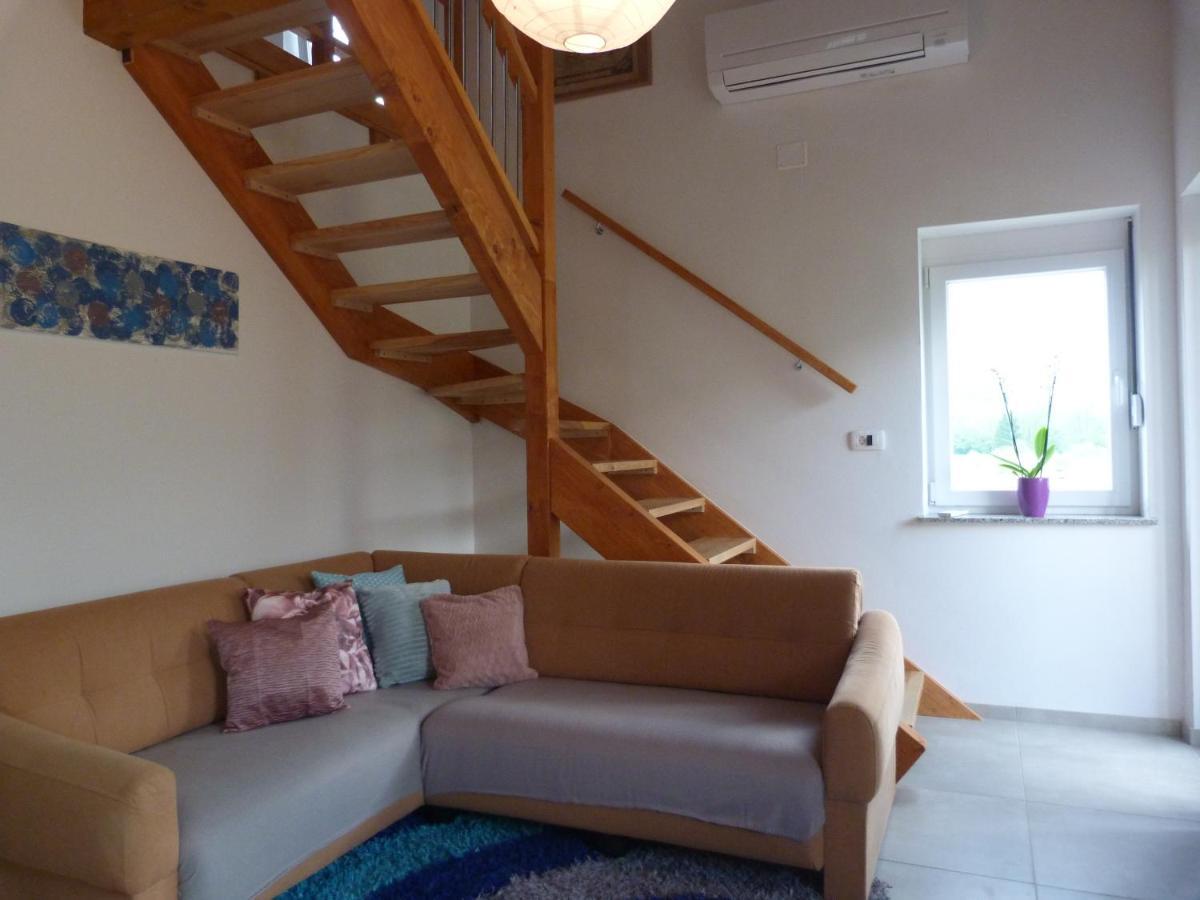 Ferienwohnung Hisasmihelka Kobarid Exterior foto